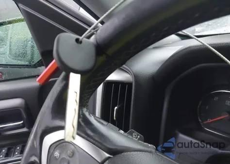 2015 Chevrolet Silverado 1500 1Lt из США, поврежденный, VIN 3GCPCREC8FG510310